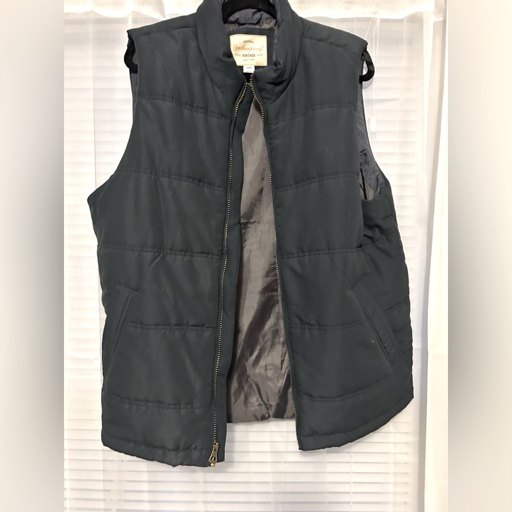 Men’s navy blue vest